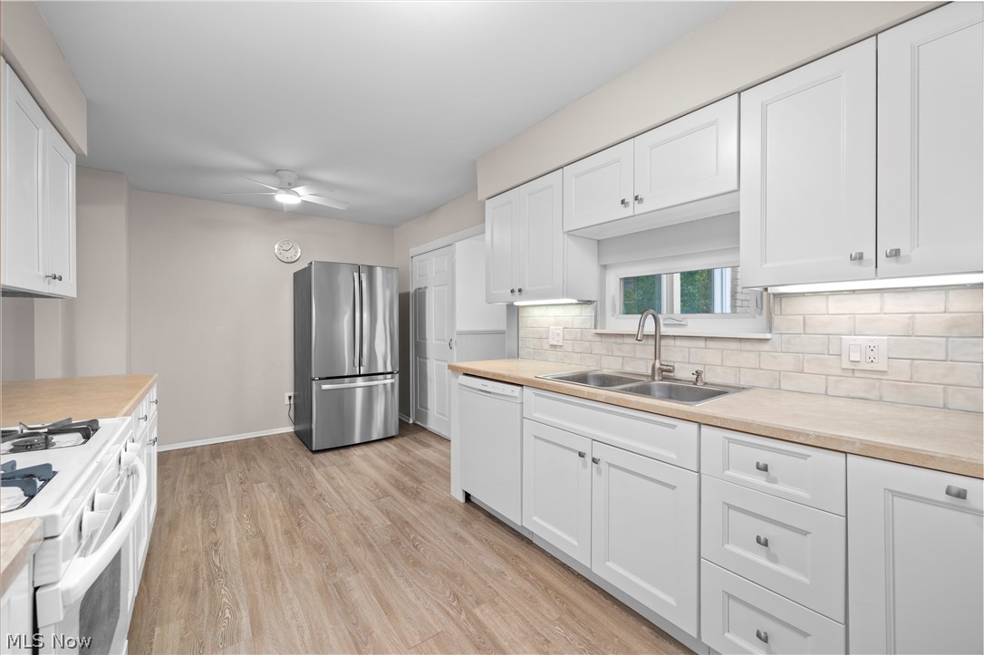 417 Longfellow Street Elyria OH 44035