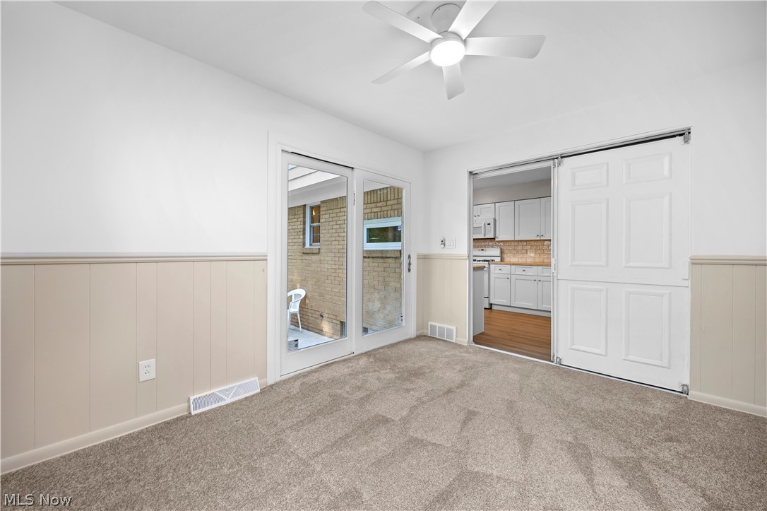 417 Longfellow Street Elyria OH 44035
