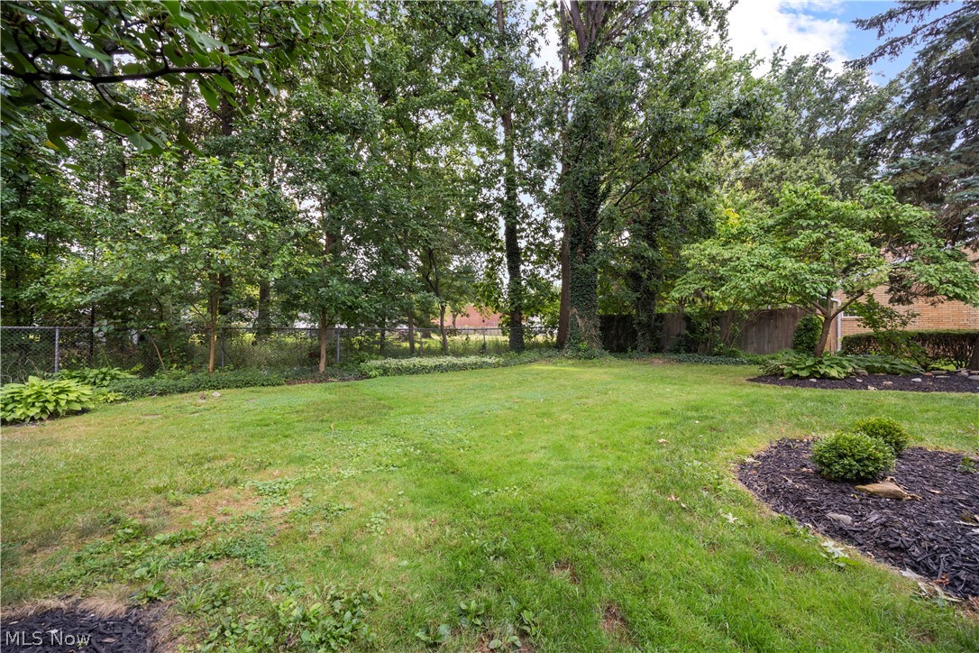 417 Longfellow Street Elyria OH 44035