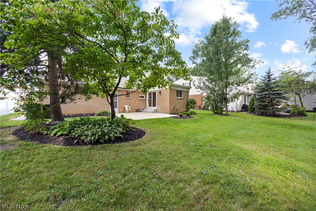 417 Longfellow Street Elyria OH 44035