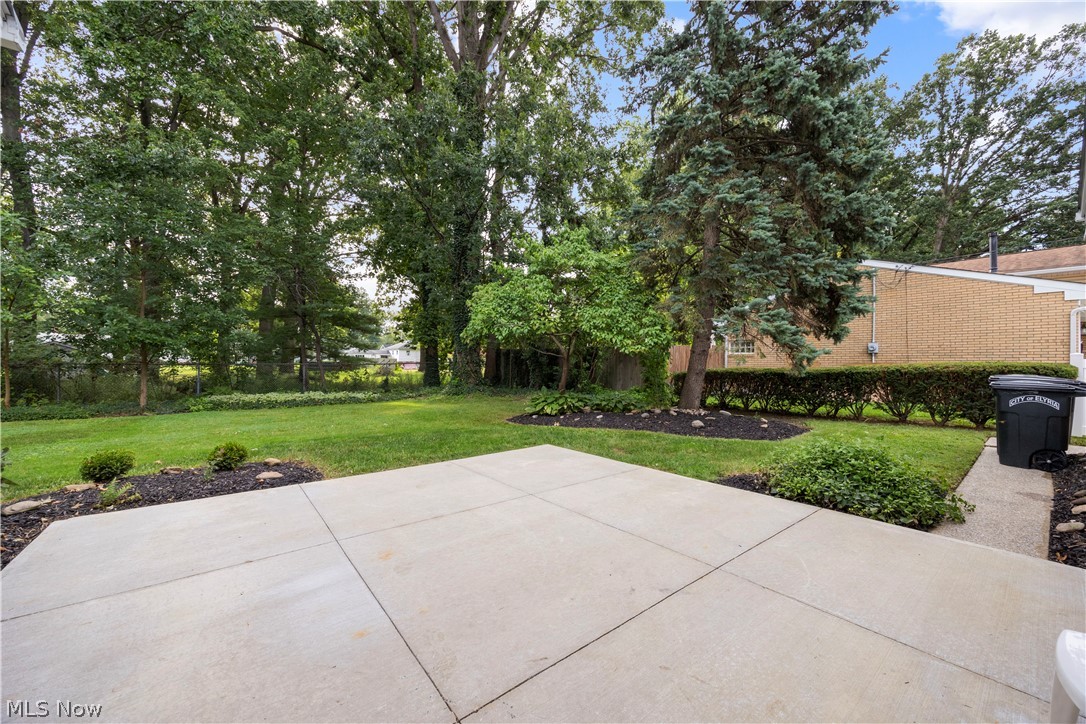 417 Longfellow Street Elyria OH 44035