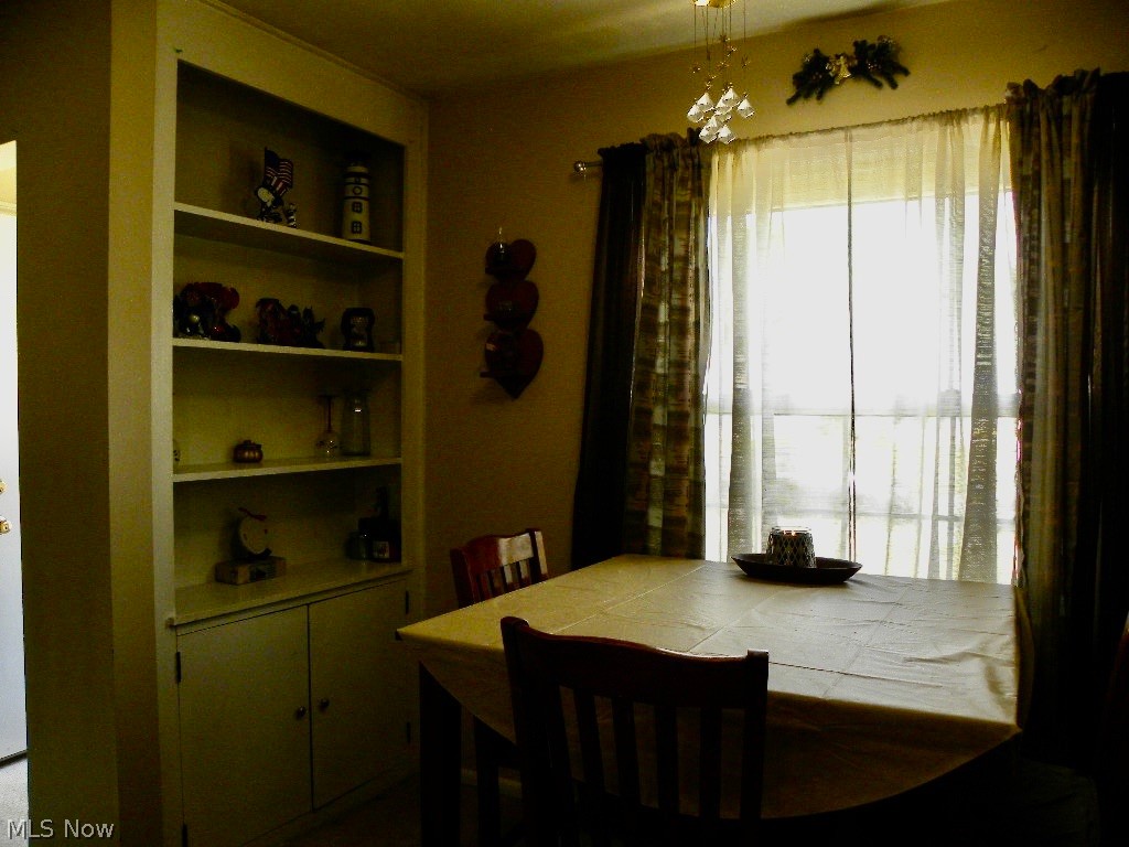 15727 Mina Avenue Cleveland OH 44135