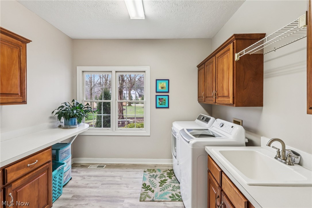 17616 Stockton Lane Chagrin Falls OH 44023