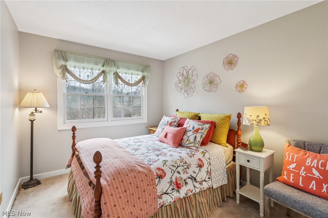 17616 Stockton Lane Chagrin Falls OH 44023