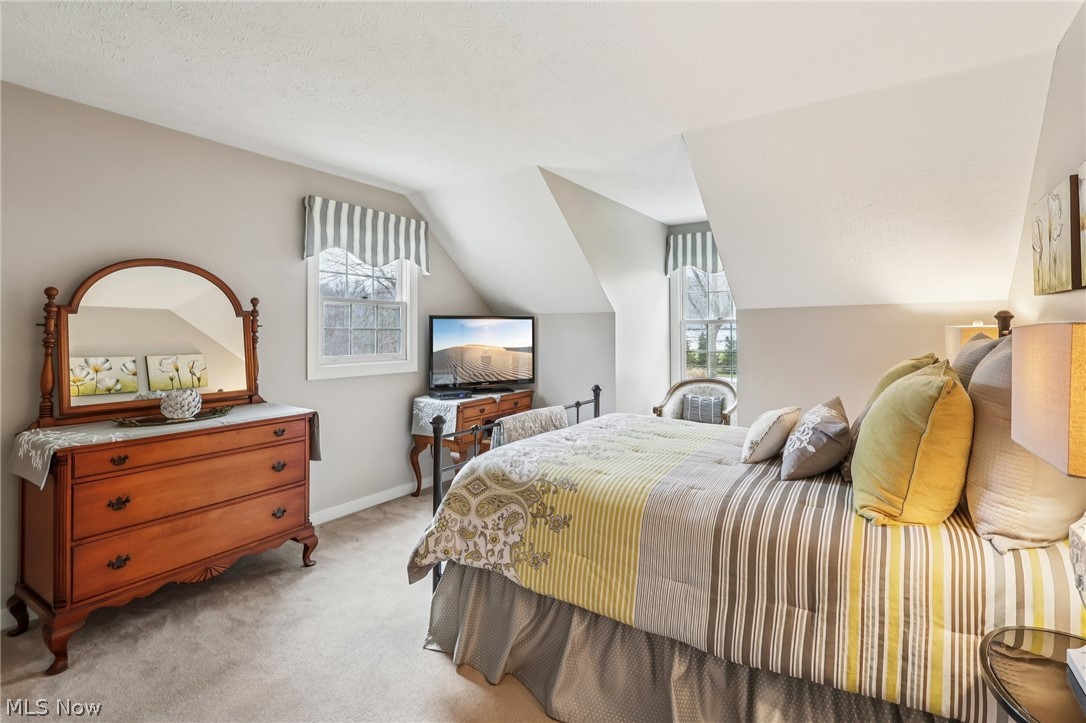 17616 Stockton Lane Chagrin Falls OH 44023