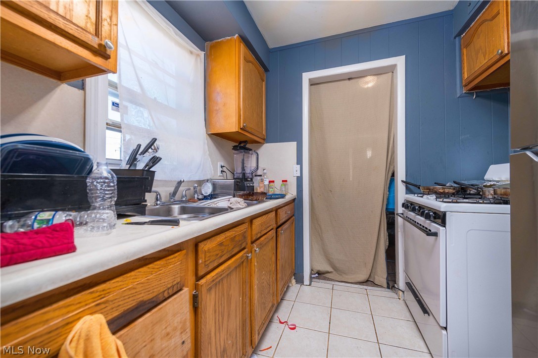 898 Wayside Road Cleveland OH 44110