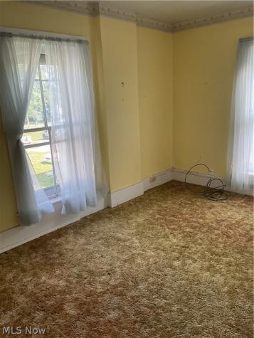 176 S Main Street Creston OH 44217