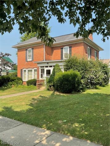 176 S Main Street Creston OH 44217