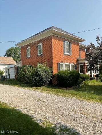 176 S Main Street Creston OH 44217