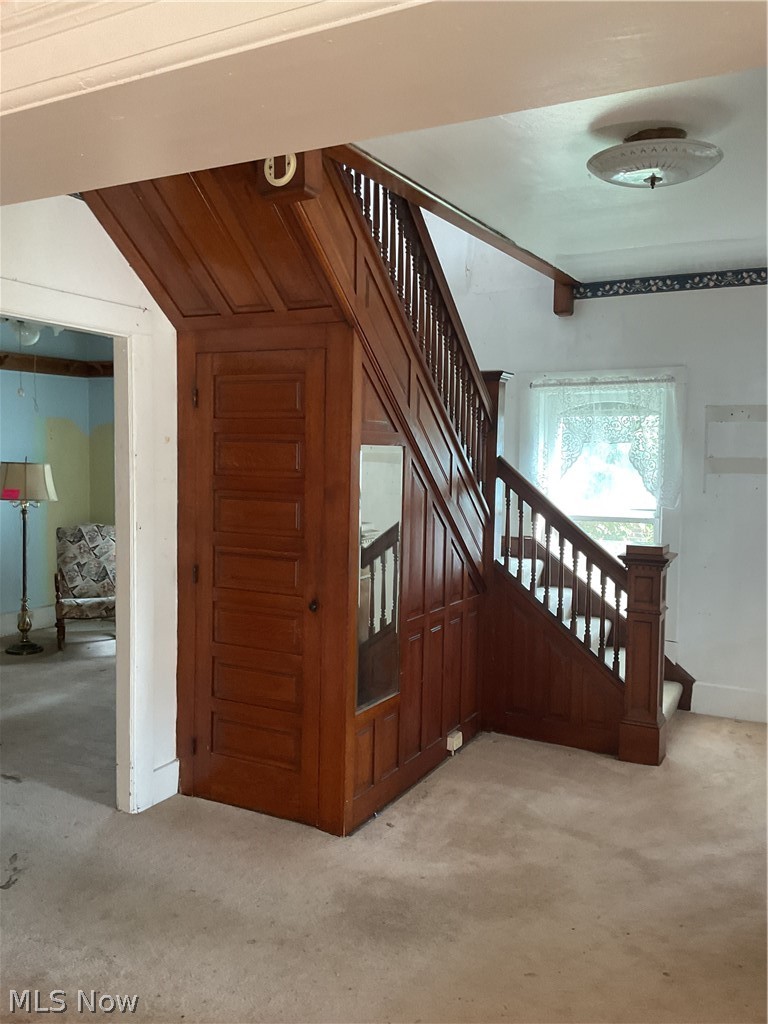 176 S Main Street Creston OH 44217