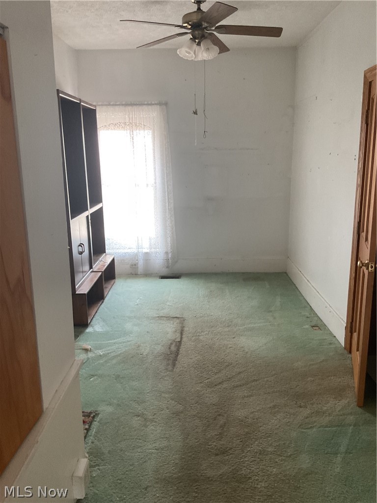 176 S Main Street Creston OH 44217