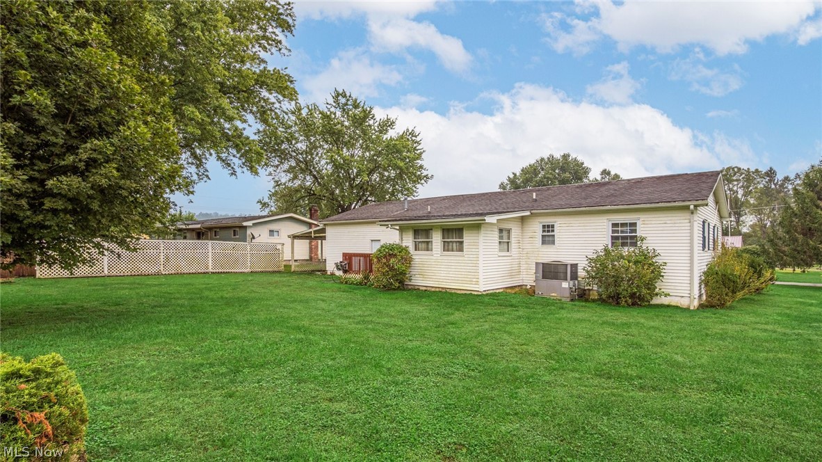 1735 Holly Drive Zanesville OH 43701