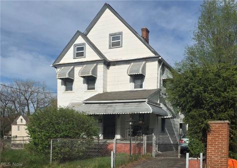 1661 E 93rd Street Cleveland OH 44106