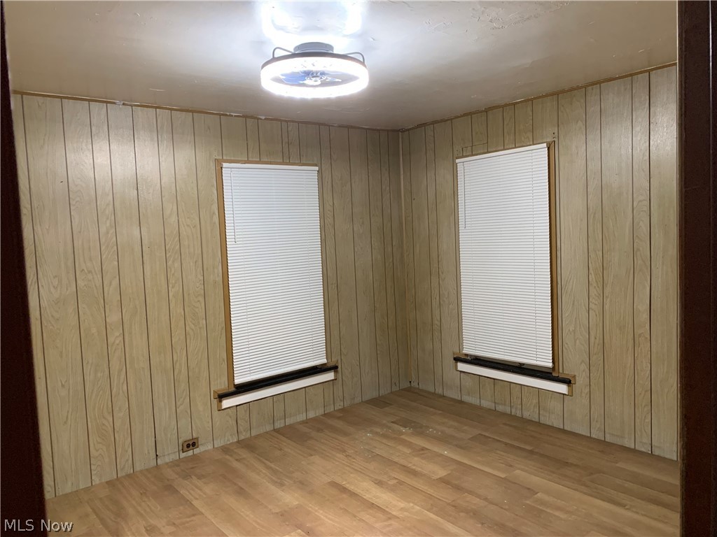 1661 E 93rd Street Cleveland OH 44106