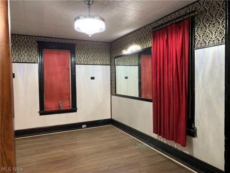 1661 E 93rd Street Cleveland OH 44106
