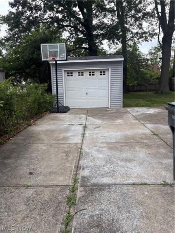 3771 Lowell Road Cleveland Heights OH 44121
