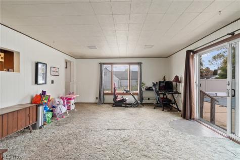 11861 Moffit Street SW Massillon OH 44647