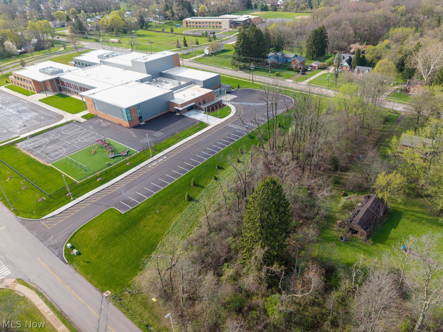 743 Broad Street Wadsworth OH 44281