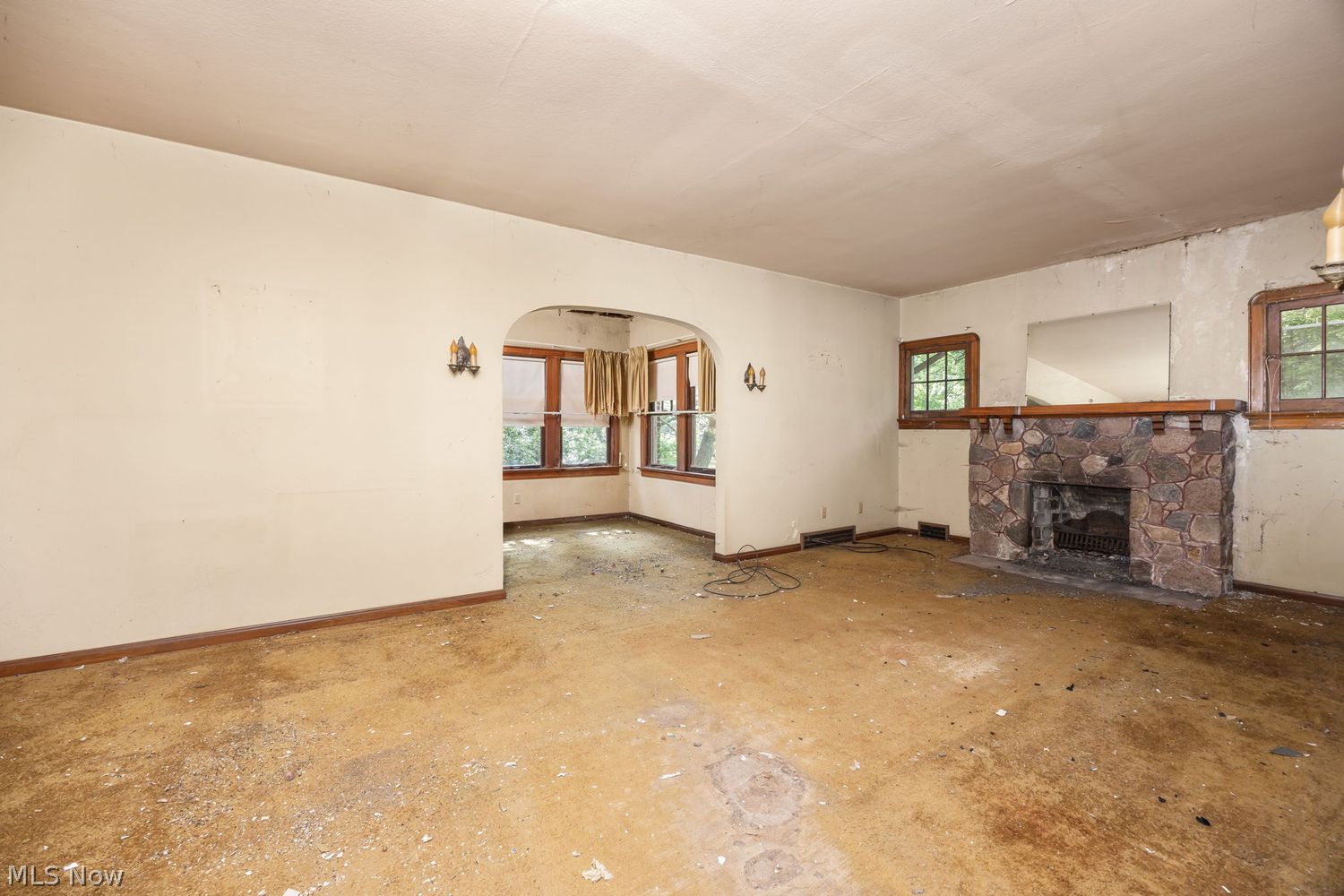 743 Broad Street Wadsworth OH 44281
