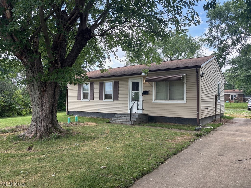 2425 40th Street NE Canton OH 44705