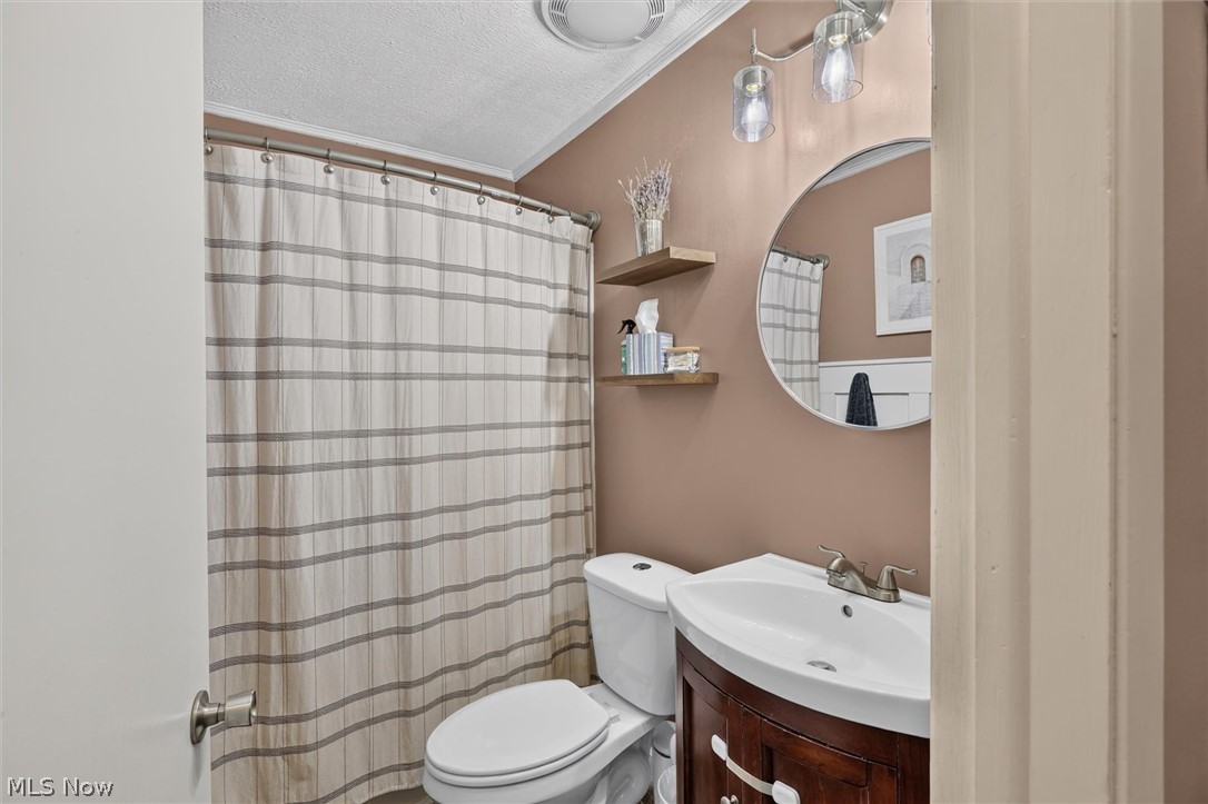 166 Pinewood Drive Elyria OH 44035