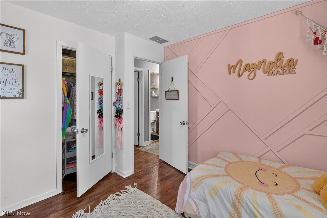 166 Pinewood Drive Elyria OH 44035