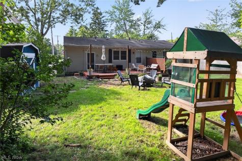 166 Pinewood Drive Elyria OH 44035