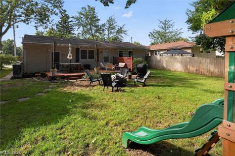 166 Pinewood Drive Elyria OH 44035