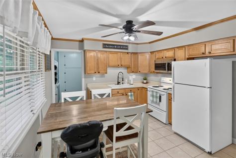 166 Pinewood Drive Elyria OH 44035