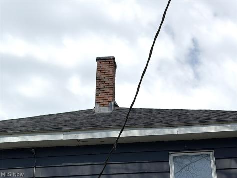 10712 Grantwood Avenue Cleveland OH 44108