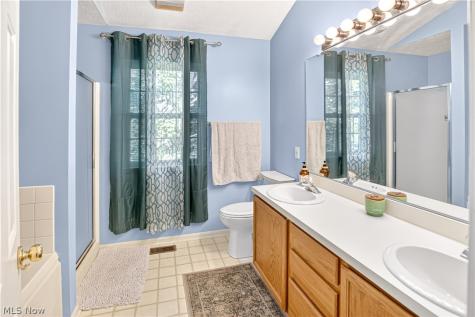 4267 Western Reserve Drive Brunswick OH 44212