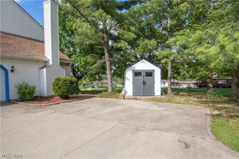4267 Western Reserve Drive Brunswick OH 44212