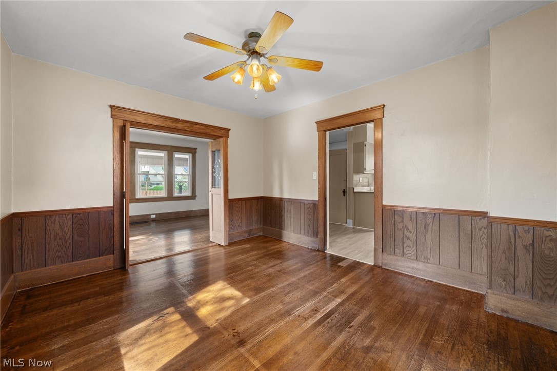 814 E Broad Street Louisville OH 44641