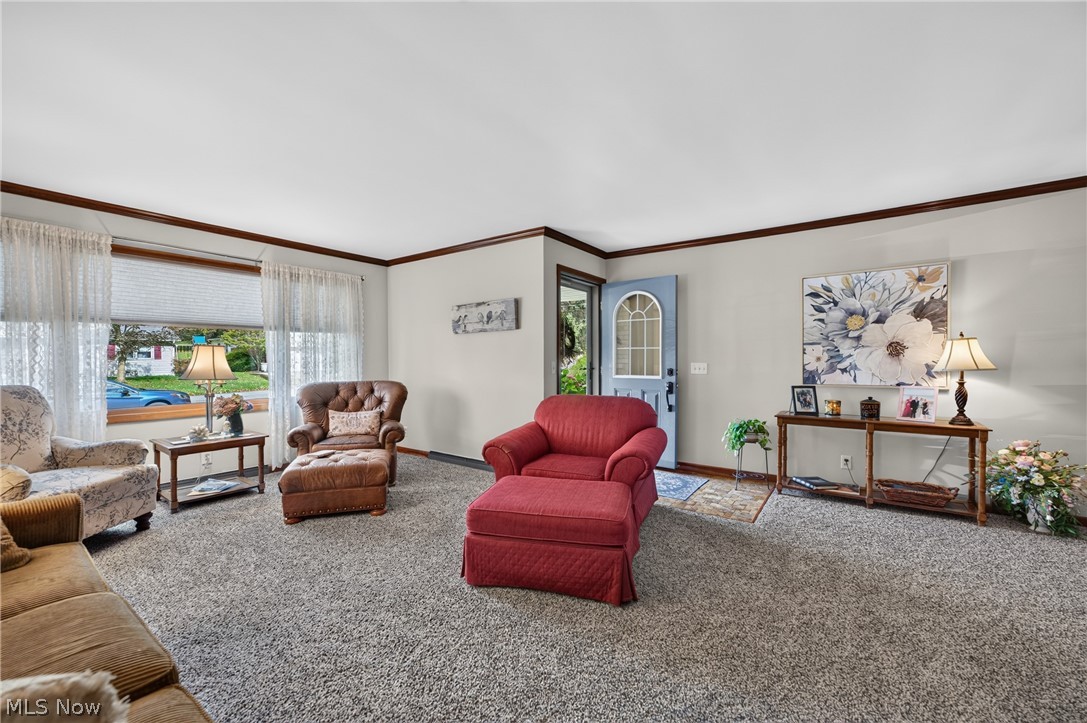 408 E 18th Street Dover OH 44622