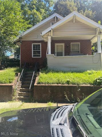 241 Sobul Avenue Akron OH 44305
