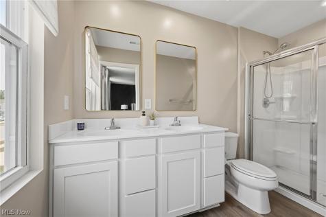 116 Zenith Court Eastlake OH 44095