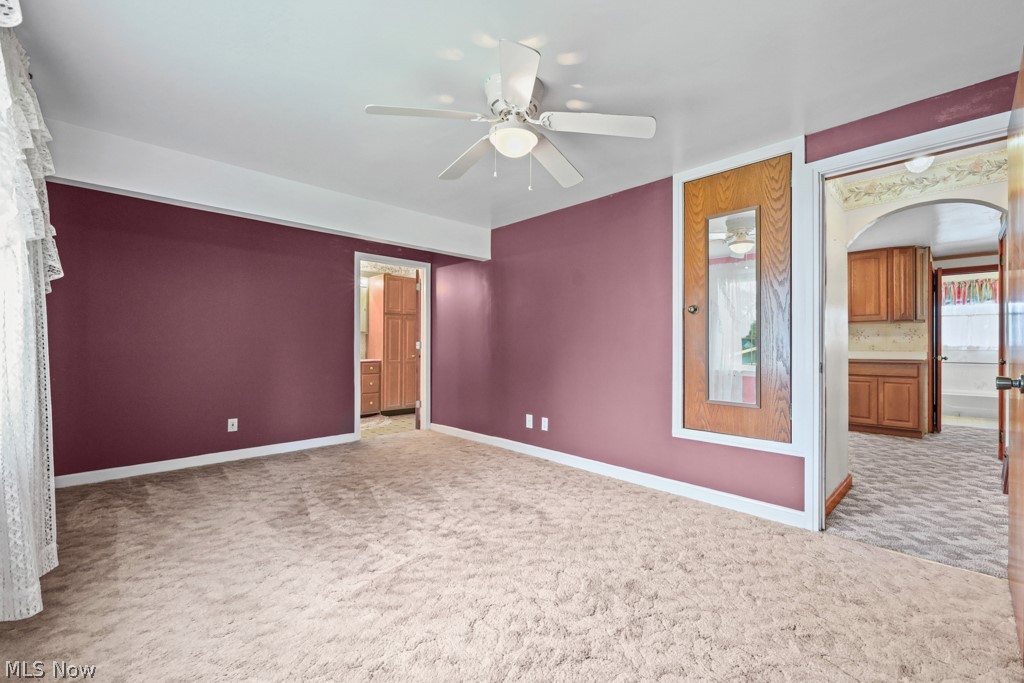 1025 S 12th Street Sebring OH 44672