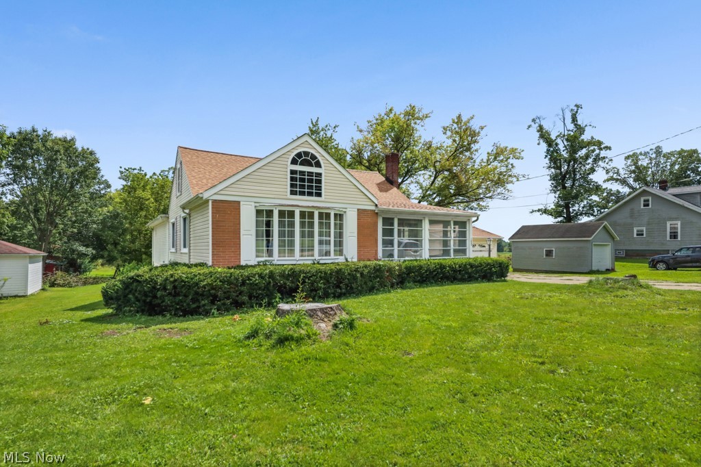 1025 S 12th Street Sebring OH 44672