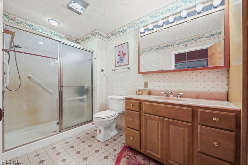 1025 S 12th Street Sebring OH 44672