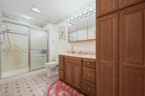 1025 S 12th Street Sebring OH 44672