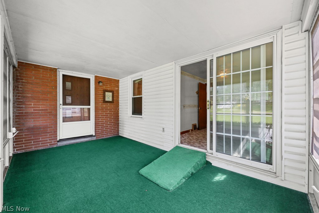 1025 S 12th Street Sebring OH 44672