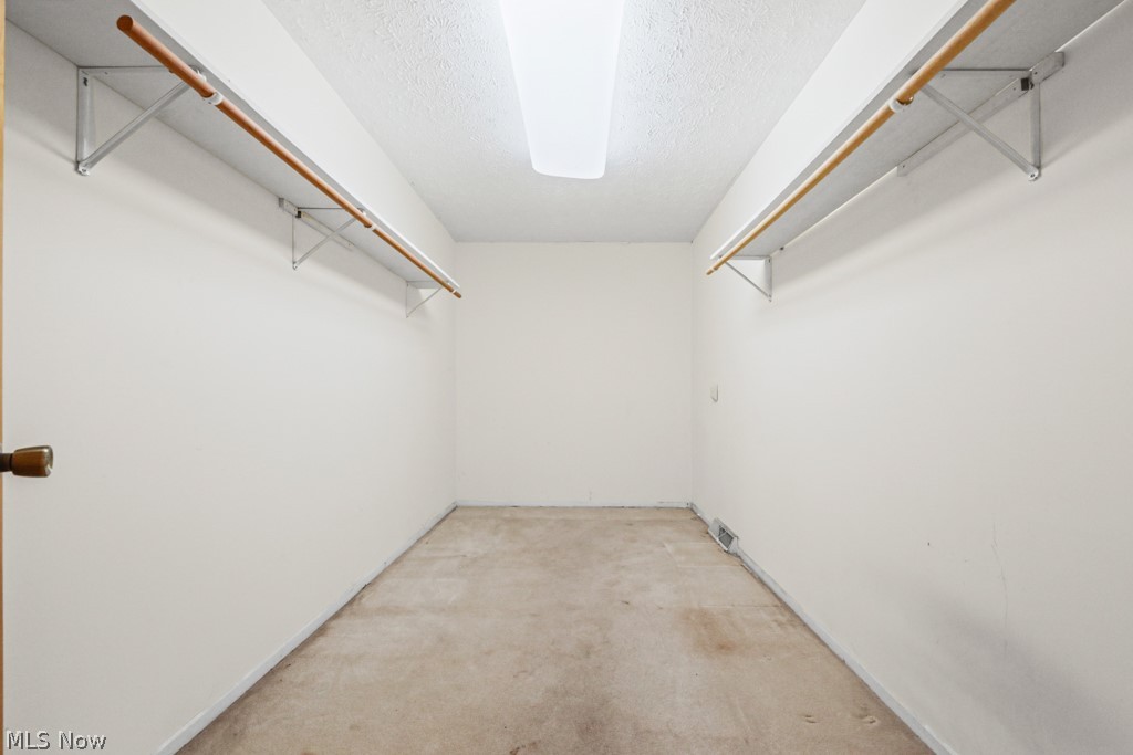 1025 S 12th Street Sebring OH 44672