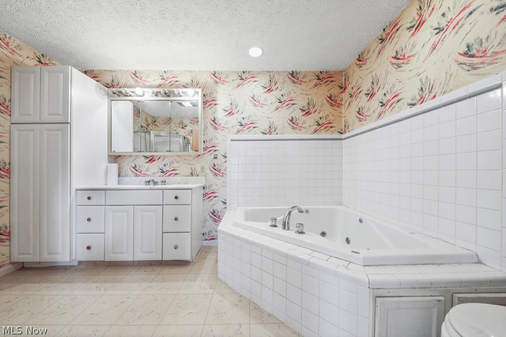 1025 S 12th Street Sebring OH 44672