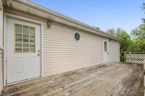 1025 S 12th Street Sebring OH 44672