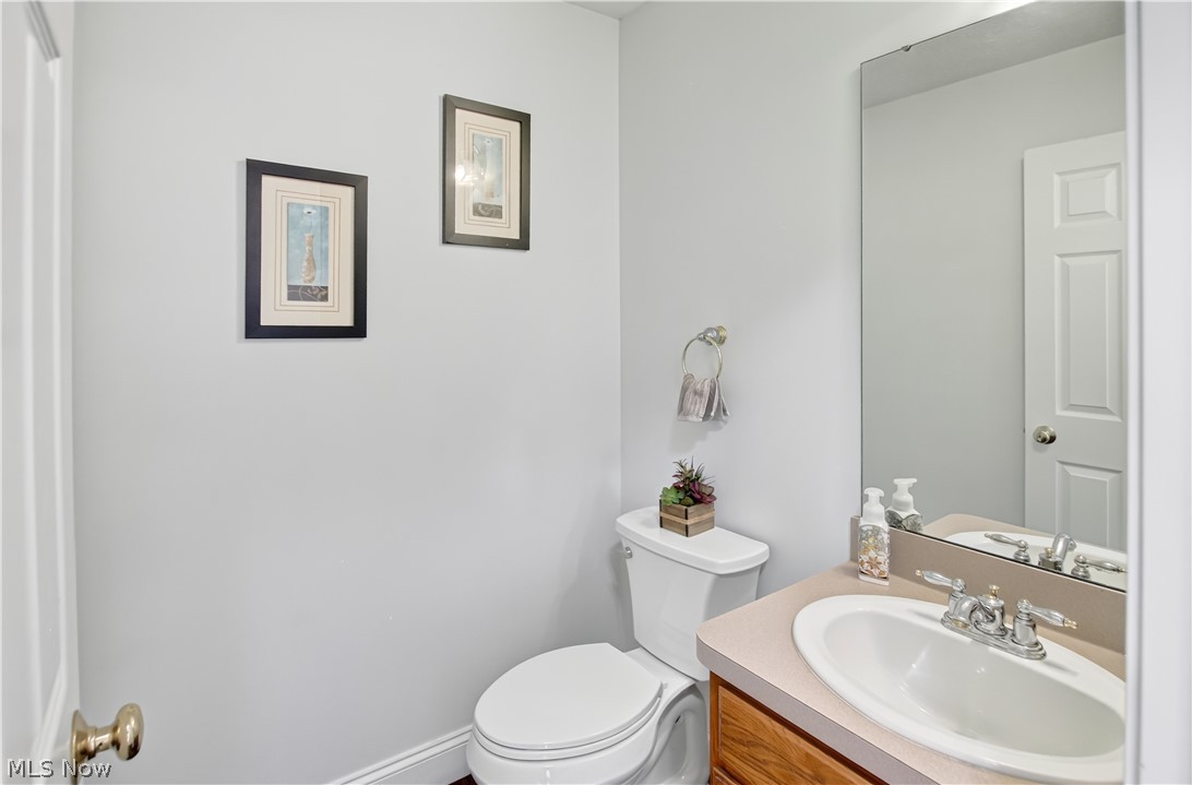 5166 Weatherstone Drive North Ridgeville OH 44039