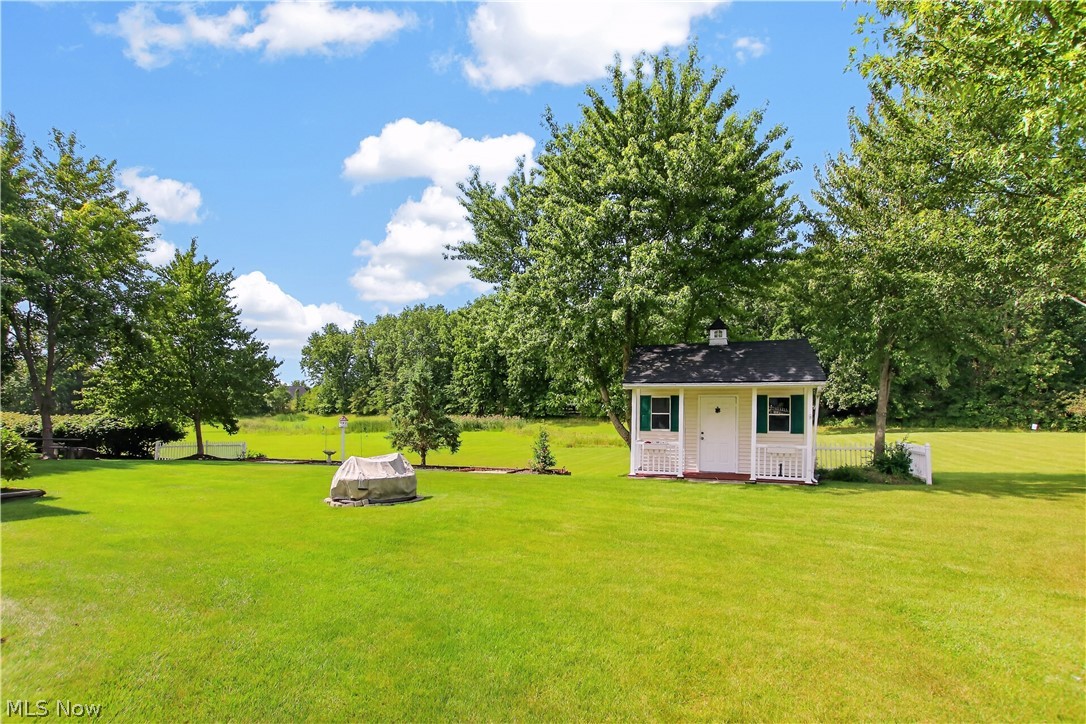 5166 Weatherstone Drive North Ridgeville OH 44039