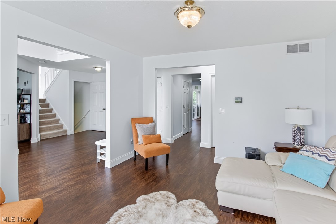 5166 Weatherstone Drive North Ridgeville OH 44039