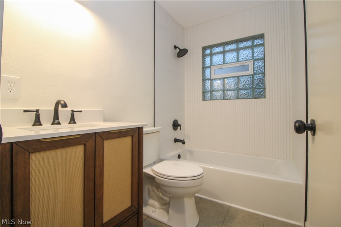 6707 James Street Poland OH 44514