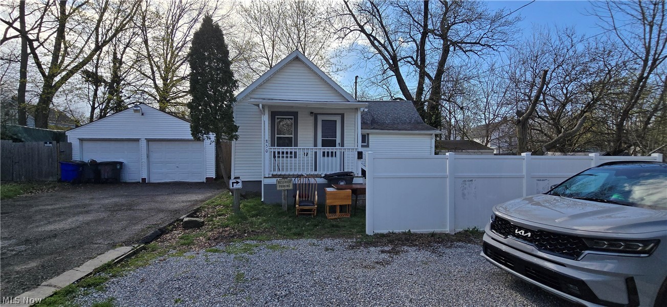 850 Kling Street Akron OH 44311
