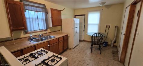 850 Kling Street Akron OH 44311